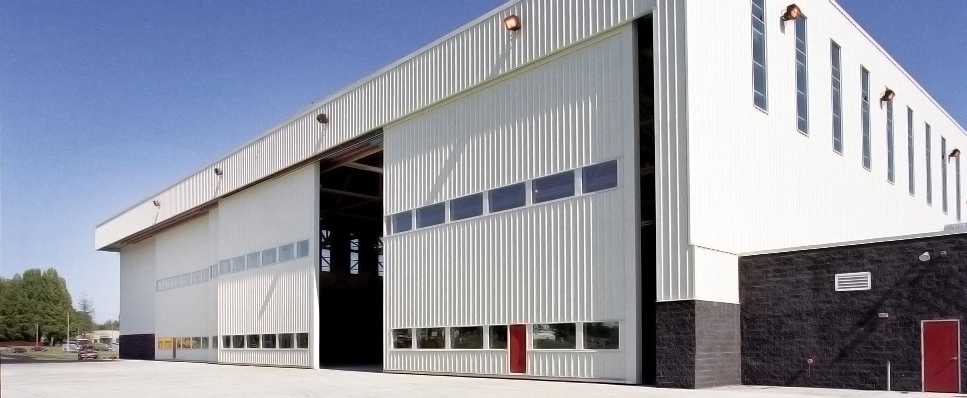 19 Wing CFB Comox 442 Transport & Rescue Squadron Hangar Facility