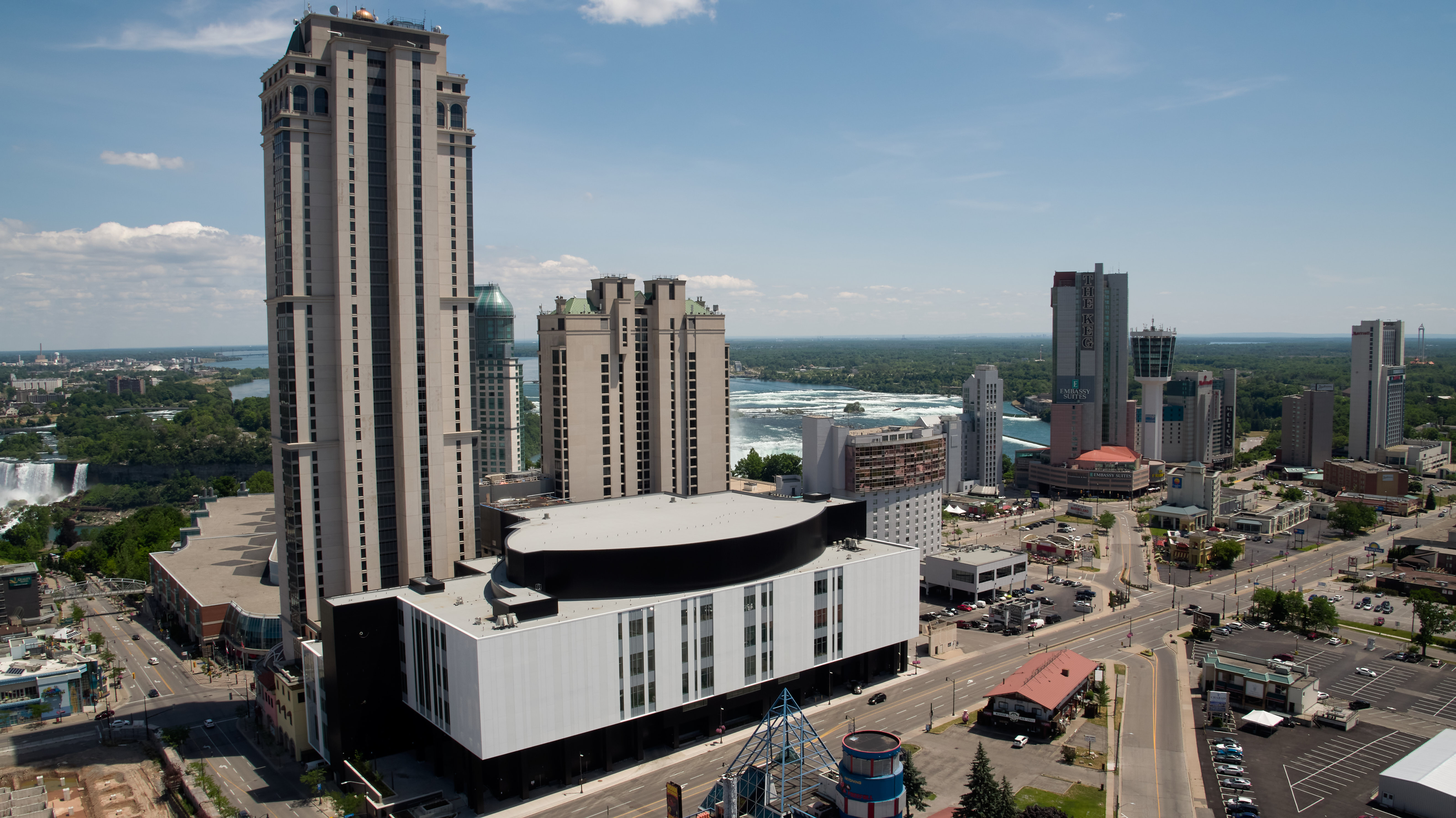Niagara Falls Entertainment Centre exterior