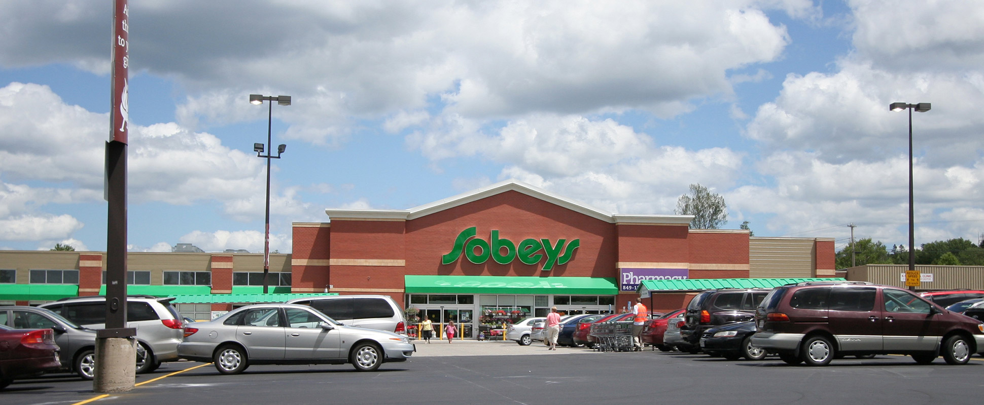 Sobeys exterior showing front entrance and parking lot